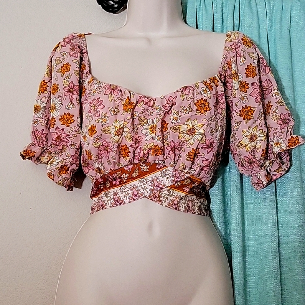 Cute cropped top